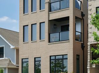 3828 N Racine Ave #3, Chicago, IL 60613