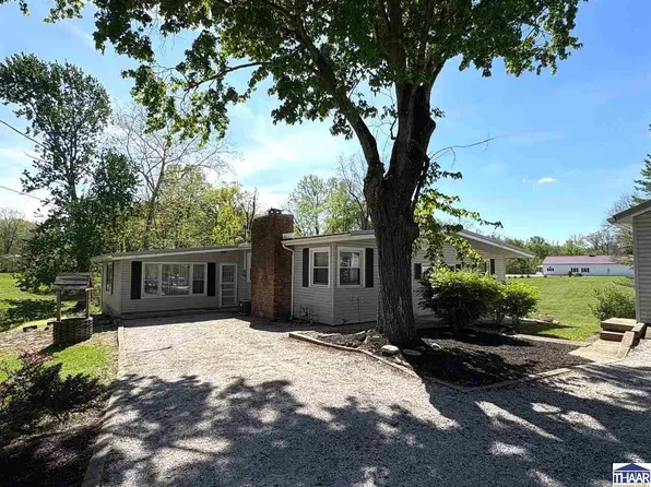 1575 Gobblers Knob Rd, Terre Haute, IN 47803