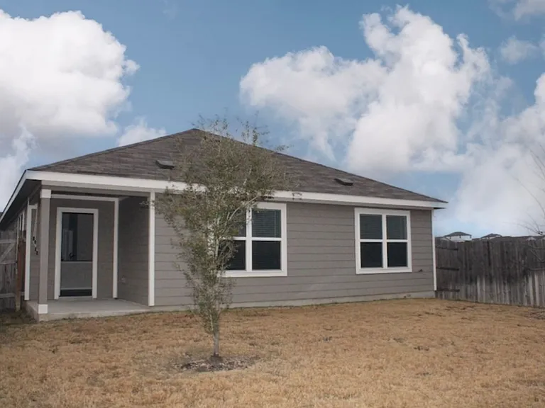 10410 Waverunner — Photo 31