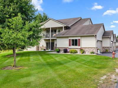 927 Roseland DRIVE #1, Kewaskum, WI, 53040