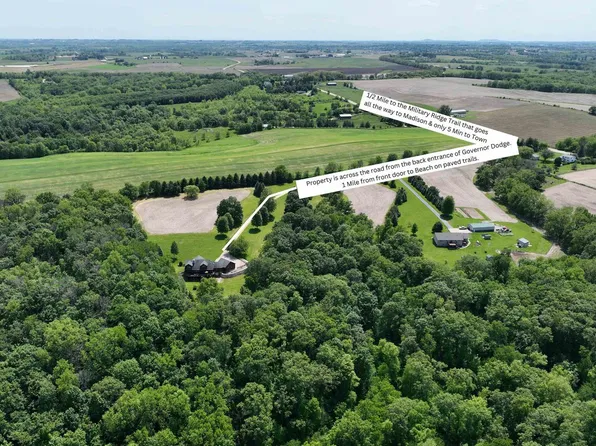 3905 County Road Z, Dodgeville, WI 53533
