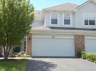 625 Lakeridge Ct, Naperville, IL 60563