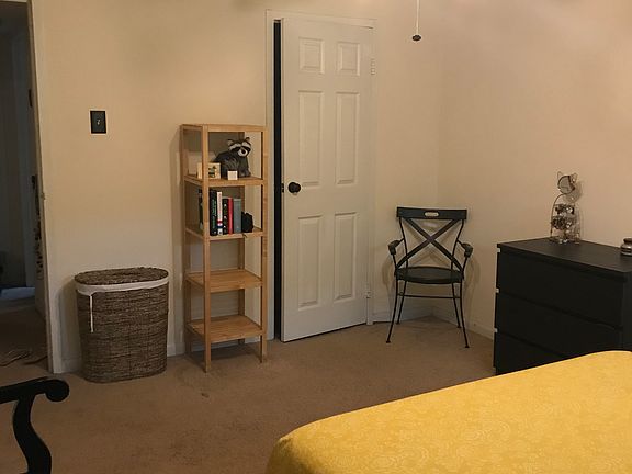 5th image of 250 Little St