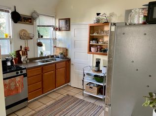 215 Oakley Pl NE UNIT 1, Grand Rapids, MI 49503