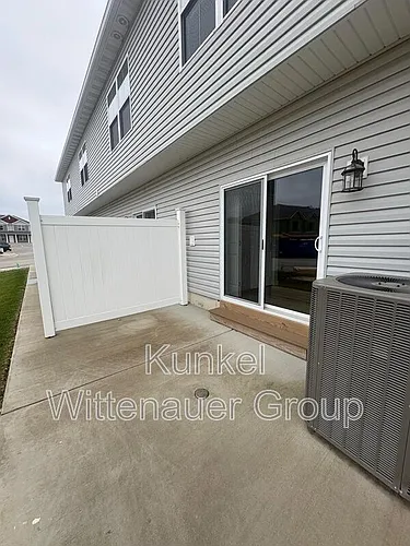 217 E Coral Sea Way Photo 1