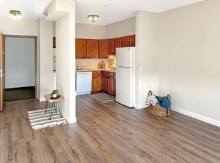 7600 Golden Valley Rd APT 604, Golden Valley, MN 55427