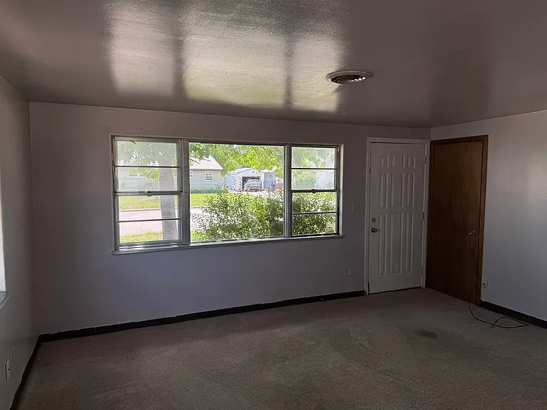 212 E Signal Dr #212 — Photo 3
