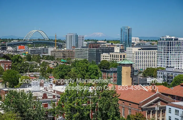 1926 W Burnside St #1217 — Photo 6