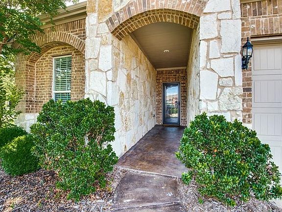 3rd image of 1801 Windy Hill Dr