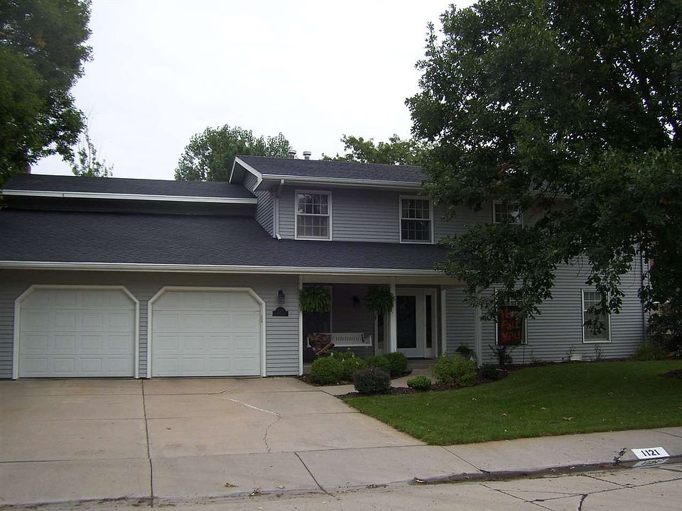 1st image of 1121 Custer Ct