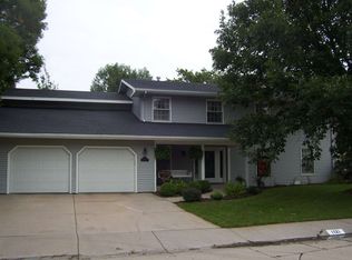 1121 Custer Ct, North Platte, NE 69101