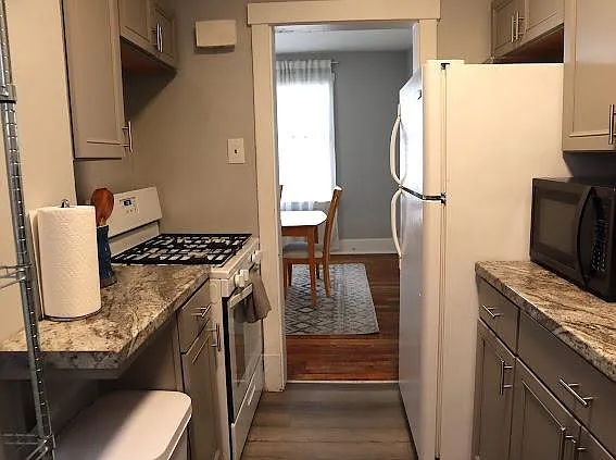 5571 Hobart St #1 — Photo 11