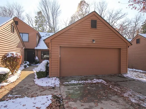 7458 Mill Race Ln, Northfield, OH 44067