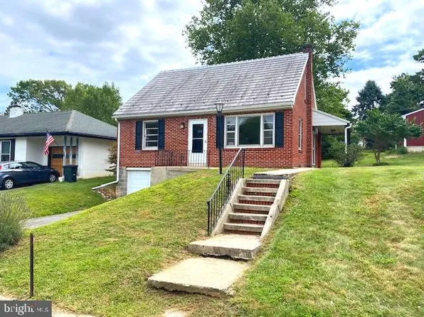 905 Crestview Ave, Shillington, PA 19607