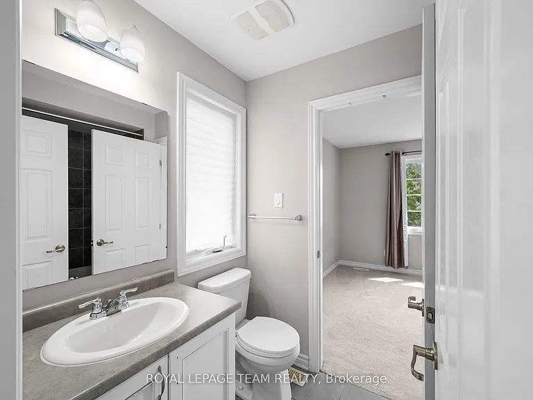 127 Solaris Dr — Photo 20