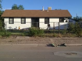 1402 Elena Cir SW, Albuquerque, NM 87105