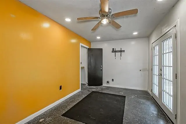 1849 Redwood Dr — Photo 23