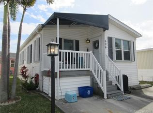 606 Nettles Blvd, Jensen Beach, FL 34957