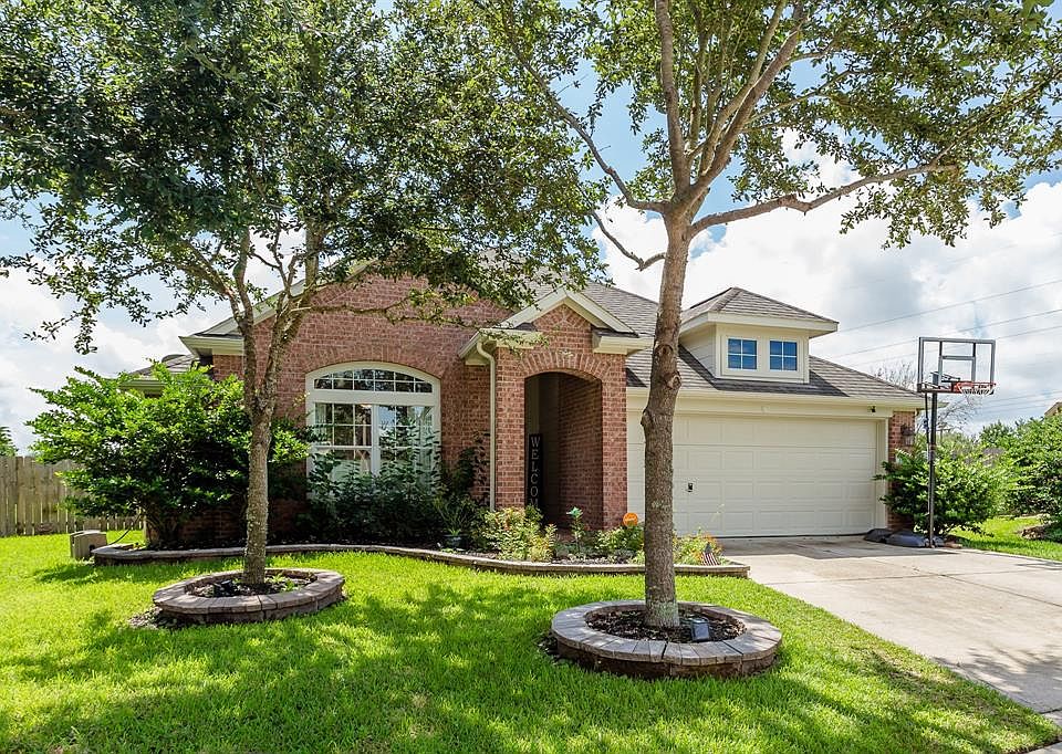 1st image of 3101 Summerstorm Ln