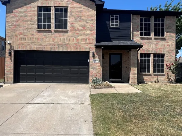 1311 Flagstone St, Cedar Hill, TX 75104