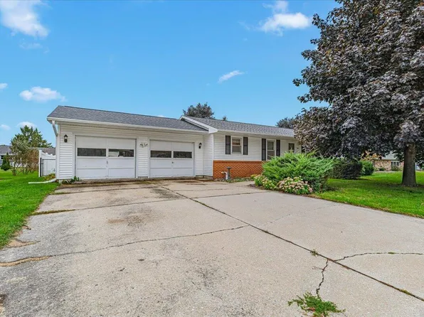 465 Neevel AVENUE, Waupun, WI 53963