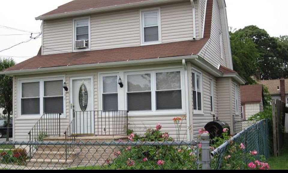 1st image of 46 Weberfield Ave