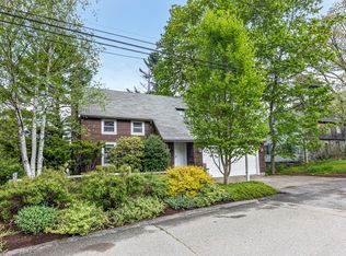 59 Ocean View Rd, Cape Elizabeth, ME 04107