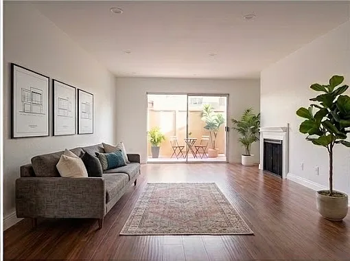 2 bed, 1256 sqft, $3,300 — Photo 4