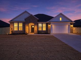 446 W Taverner Xing, Farmington, AR 72730
