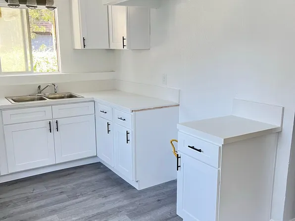 640 W 14th St, San Bernardino, CA 92405