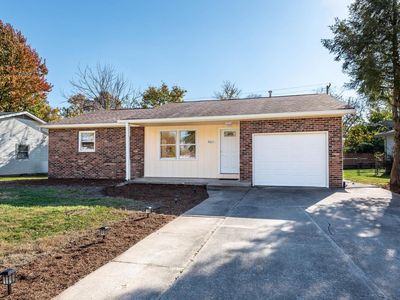 4611 W Middle Ct, Bloomington, IN, 47403