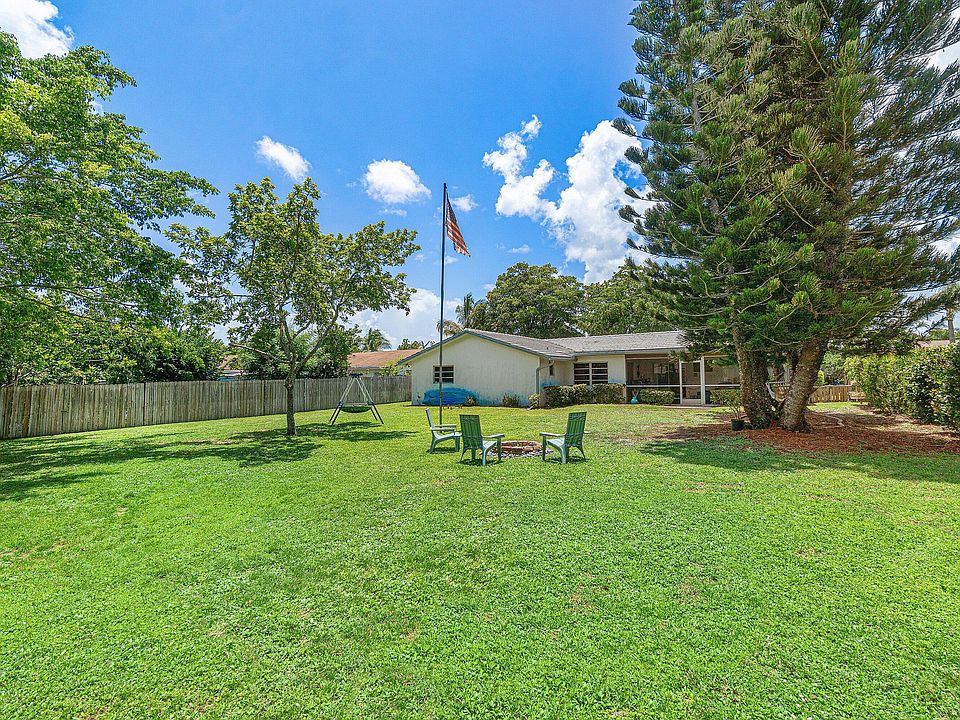 1st image of 348 Sandpiper Avenue