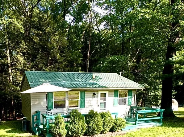 70 Pine Ln, Clarion, PA 16214