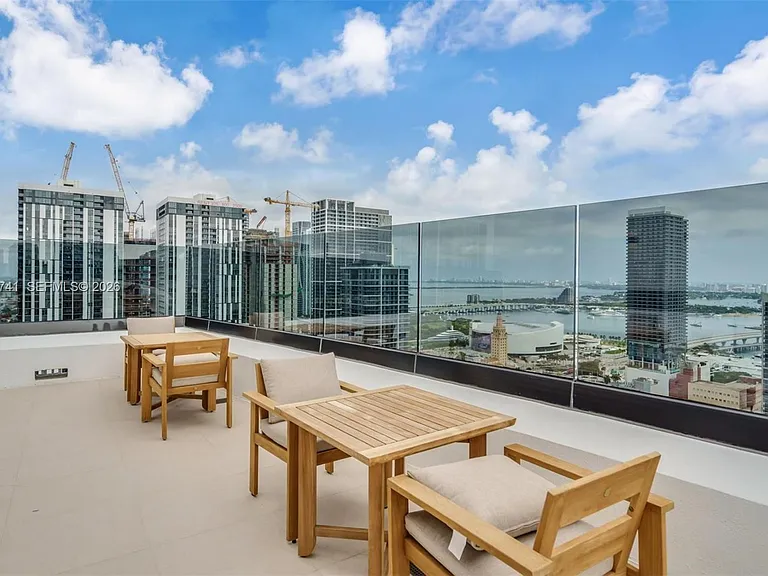 225 N Miami Ave #1709 — Photo 38