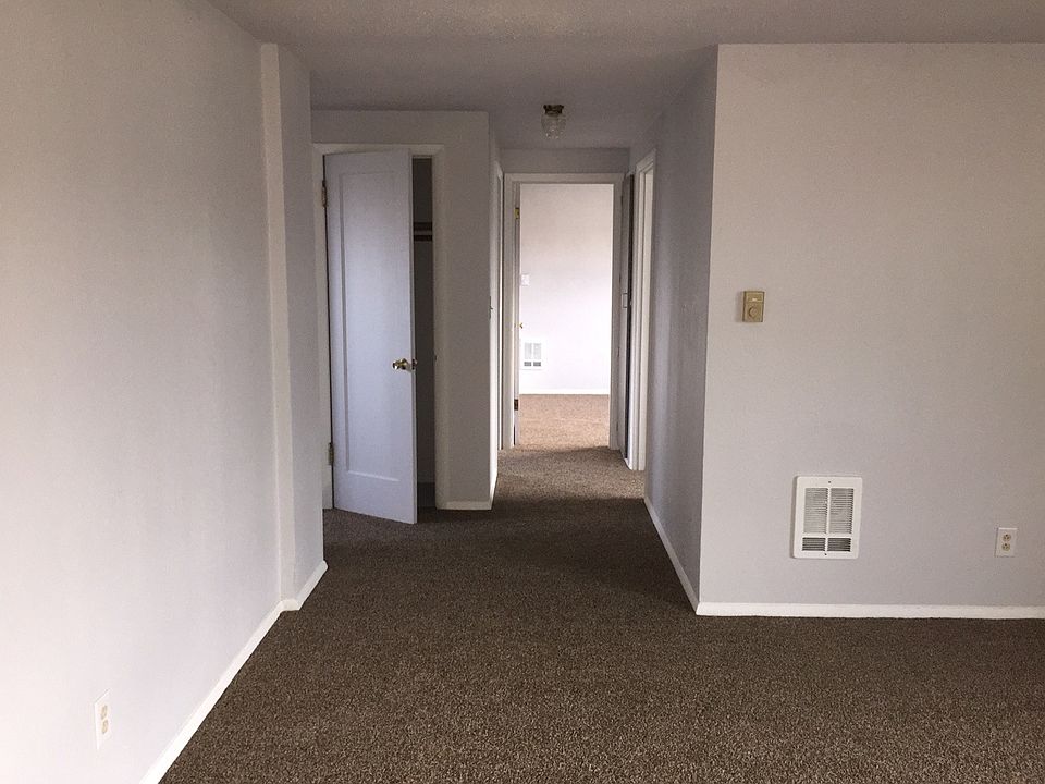 1st image of 10505 Occident St SW