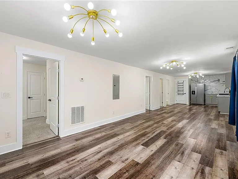2222 Penelope St NW — Photo 6