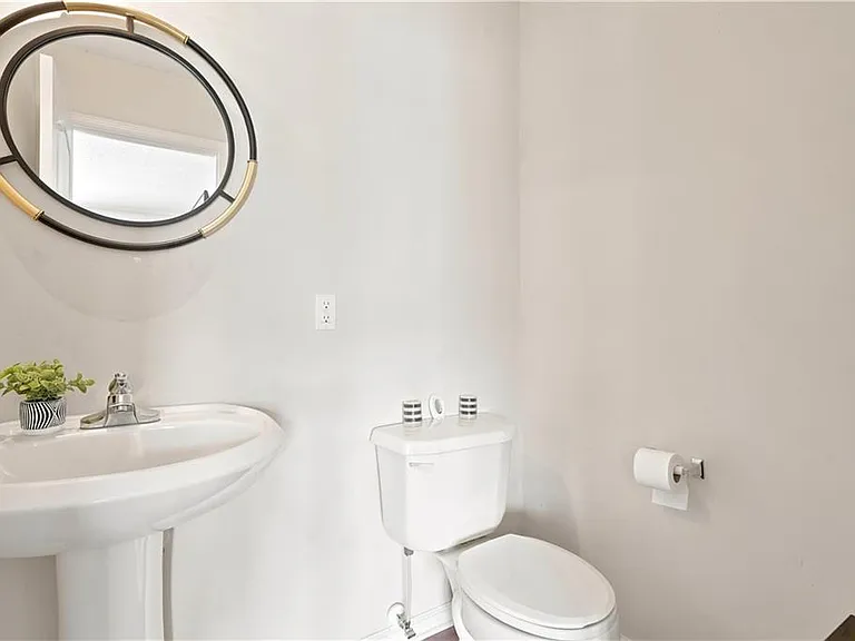 3353 Parc Dr SW — Photo 32