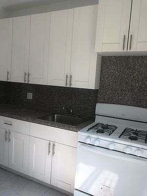 4th image of 974 45th St #Aa3