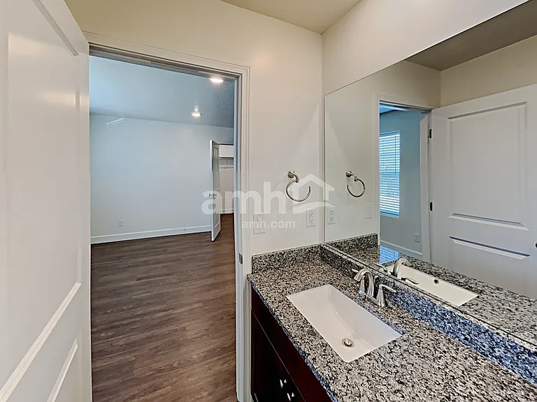 1192 N Wagon Way — Photo 16