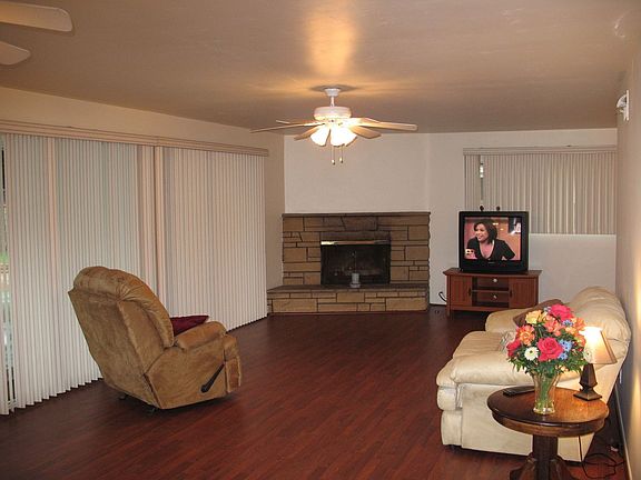 3rd image of 8551 Elmer Ln