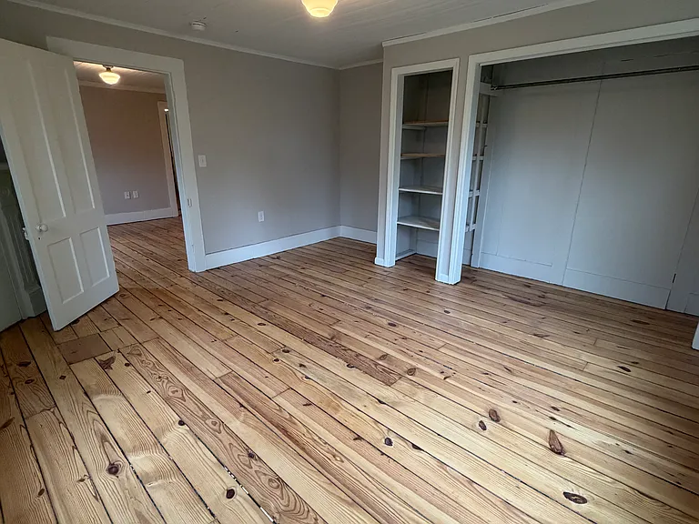 124 Huguenot St #201 — Photo 19