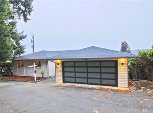 3902 NE 157th Pl, Lake Forest Park, WA