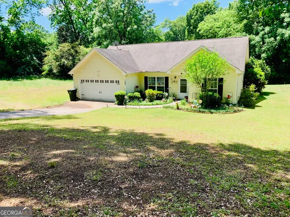 102 Granite St, Hogansville, GA 30230
