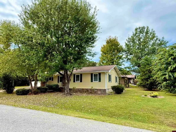 404 Benton St, Mountain Home, AR 72653