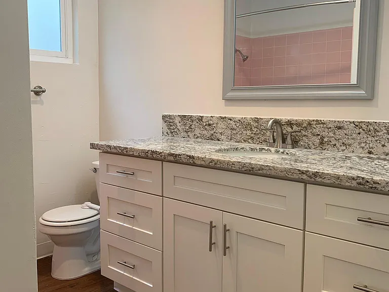1810 Polk Ave — Photo 14