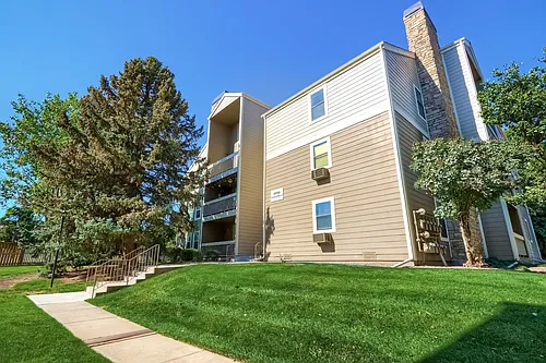 4896 S Dudley St #8-12 Photo 1