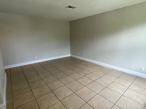 2nd image of 3568 Montante Blvd