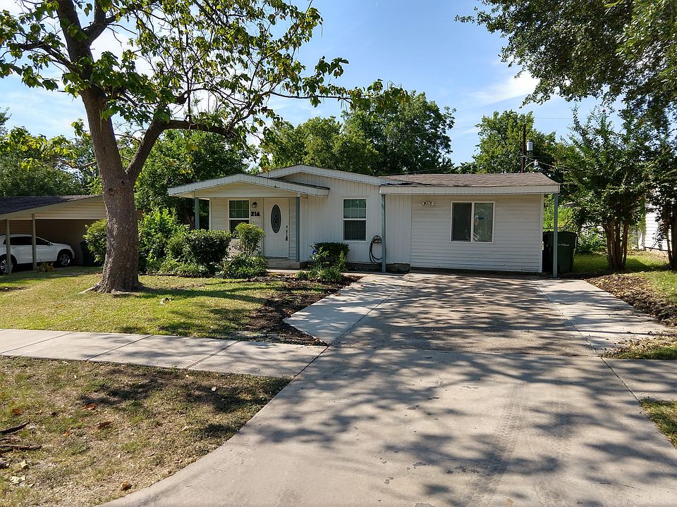 1st image of 214 Wallace Dr