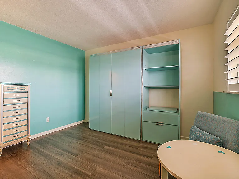 230 N Federal Hwy #305 — Photo 24