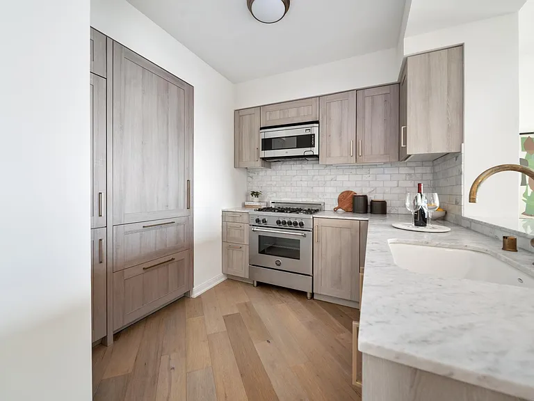 401 Harrison St #11A — Photo 3